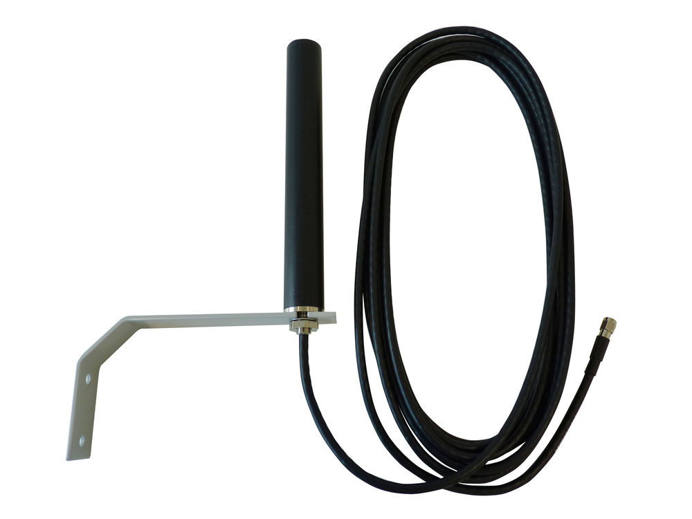 Außenantenne auf Montagewinkel